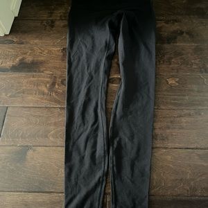 Lulu.Eminem black leggings